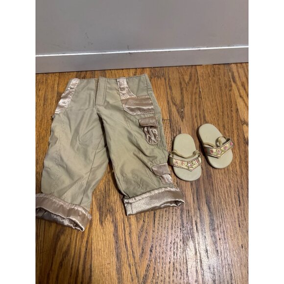 American Girl Doll Beige Cargo Pants & Sandals Outfit - Picture 4 of 4